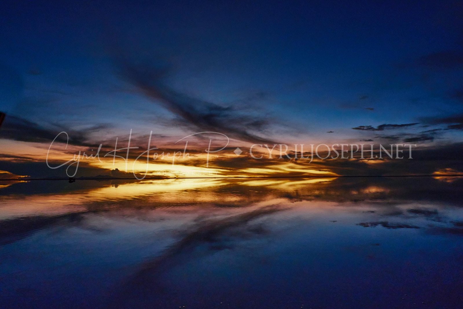 Salar de Uyuni Sunset